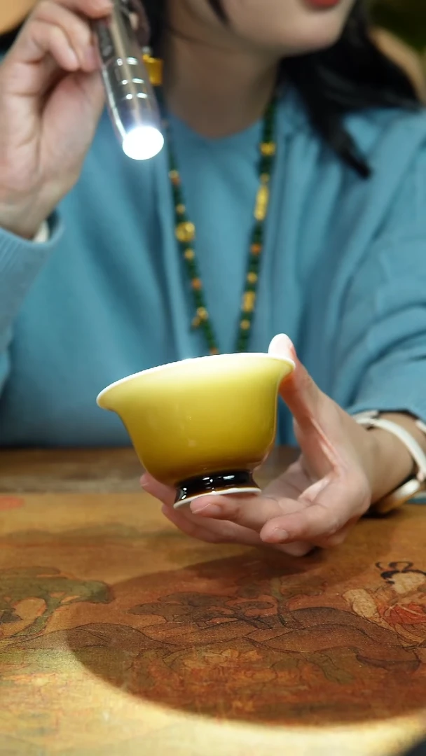 瓷片110毫升鸡油黄两才盖碗