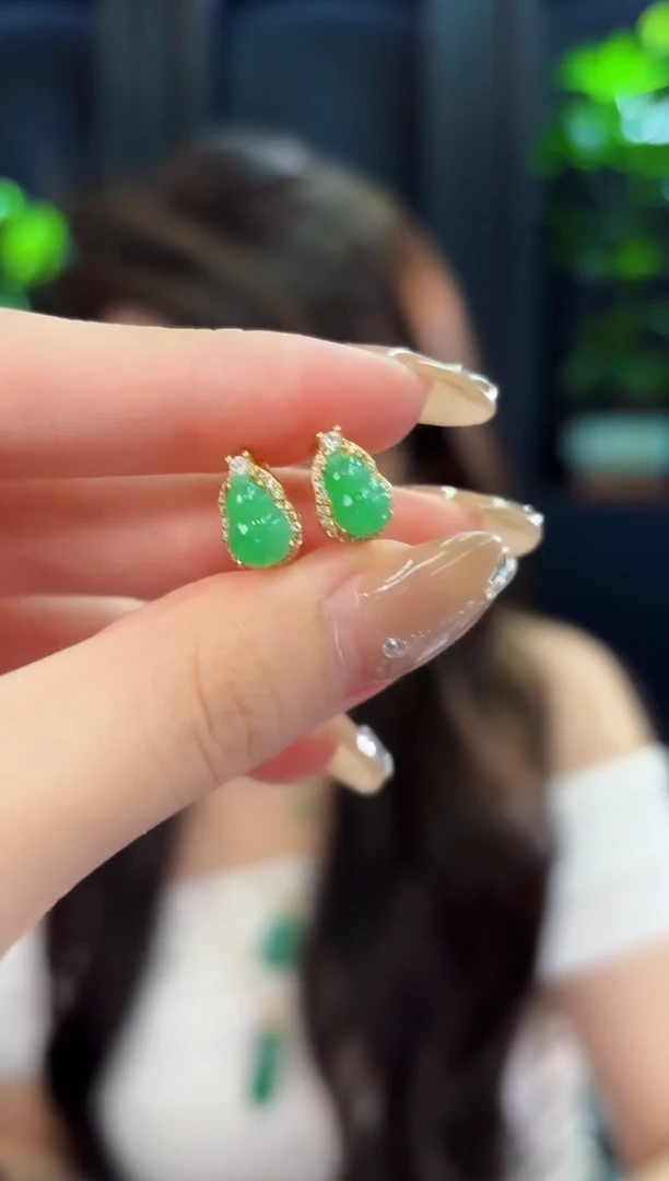 翡翠未镶嵌耳饰缅料A货/多样性发货/一件