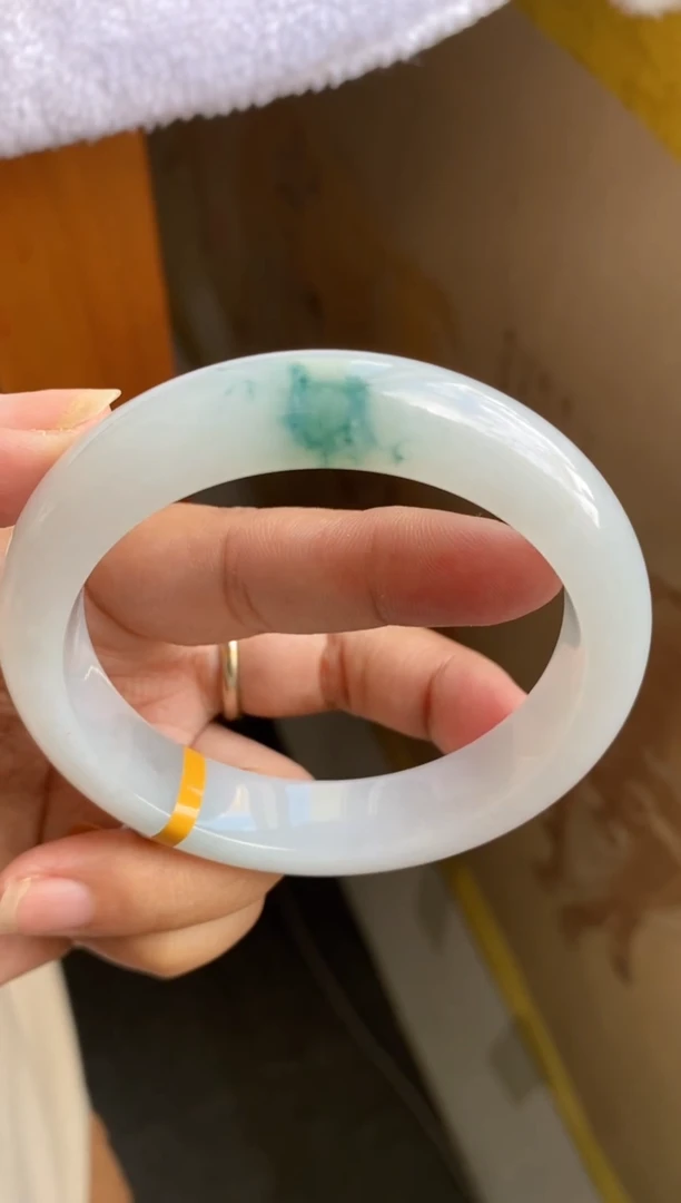 未镶嵌手镯翡翠（白底果冻胶飘花）17号