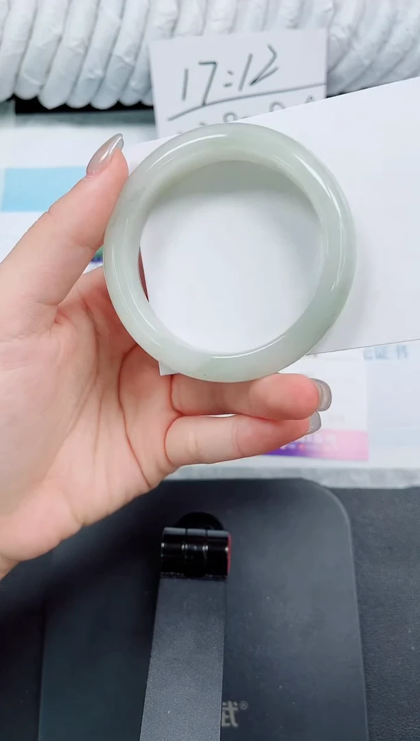 石英质玉手镯未镶嵌170-54.1