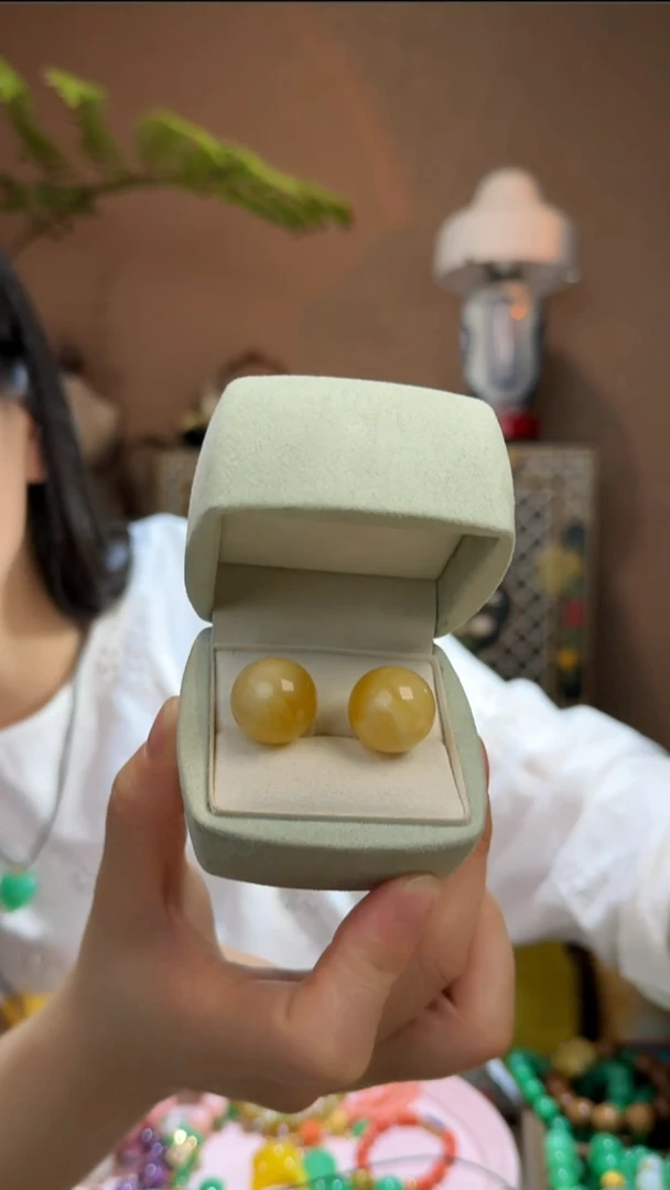 蜜蜡18K金镶嵌耳钉天然蜜蜡圆珠耳钉