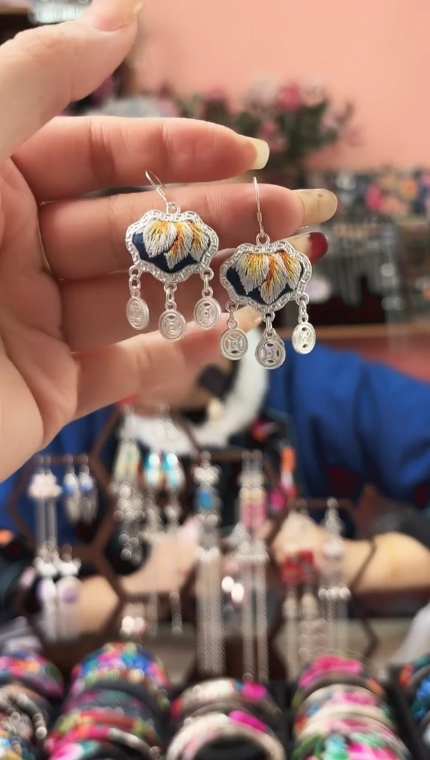 艺枝独绣手工饰品92