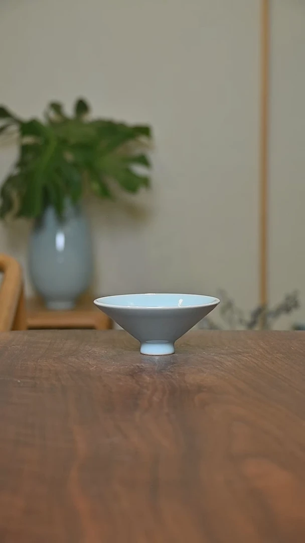 斗笠杯 天青 微瑕 朱晓辉款