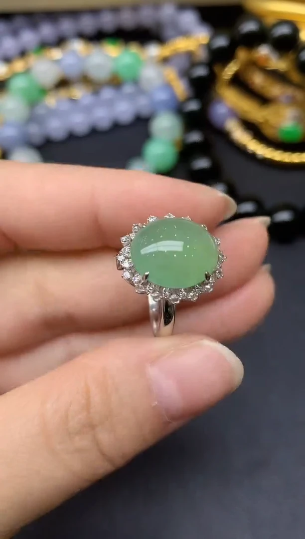 18K金镶嵌戒指翡翠190-雪姐翡翠天天见