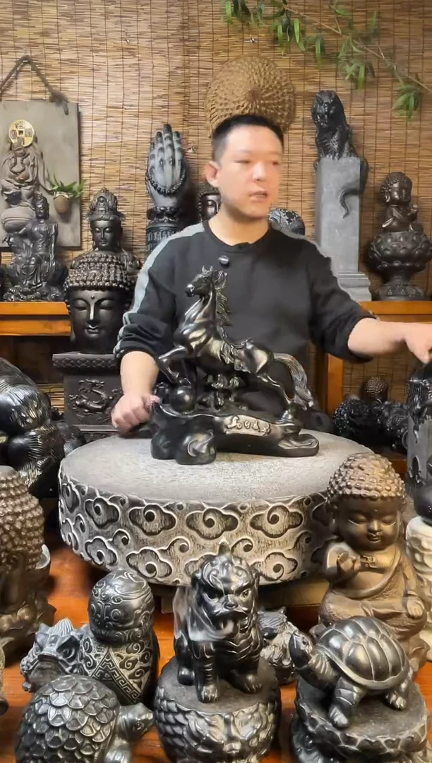 石材35马到功成天然青石雕刻