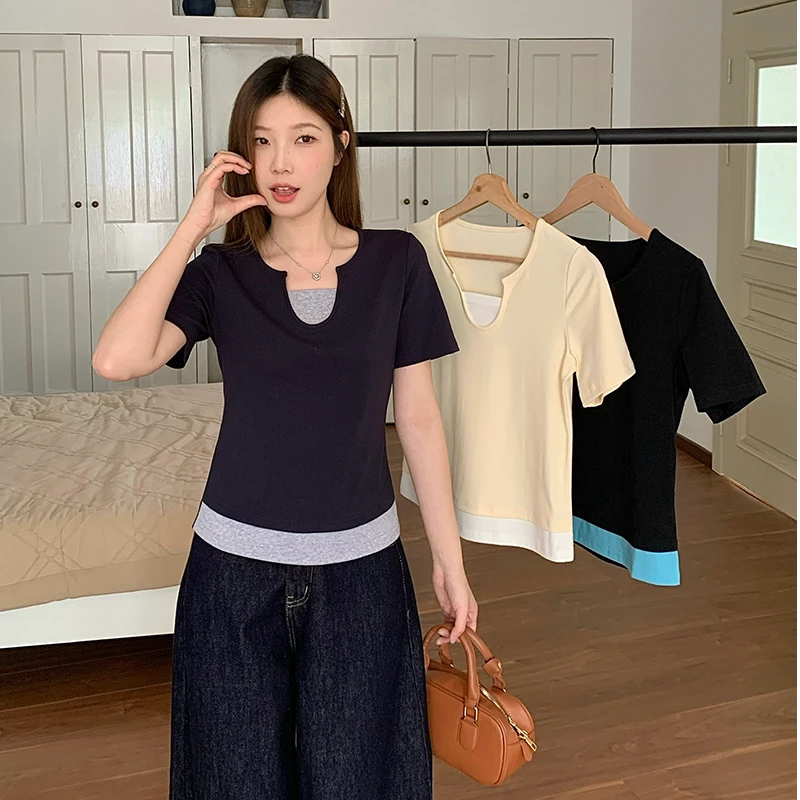 假两件哺乳t恤女2025新款春季设计感打底衫遮肉显瘦外出喂奶上衣