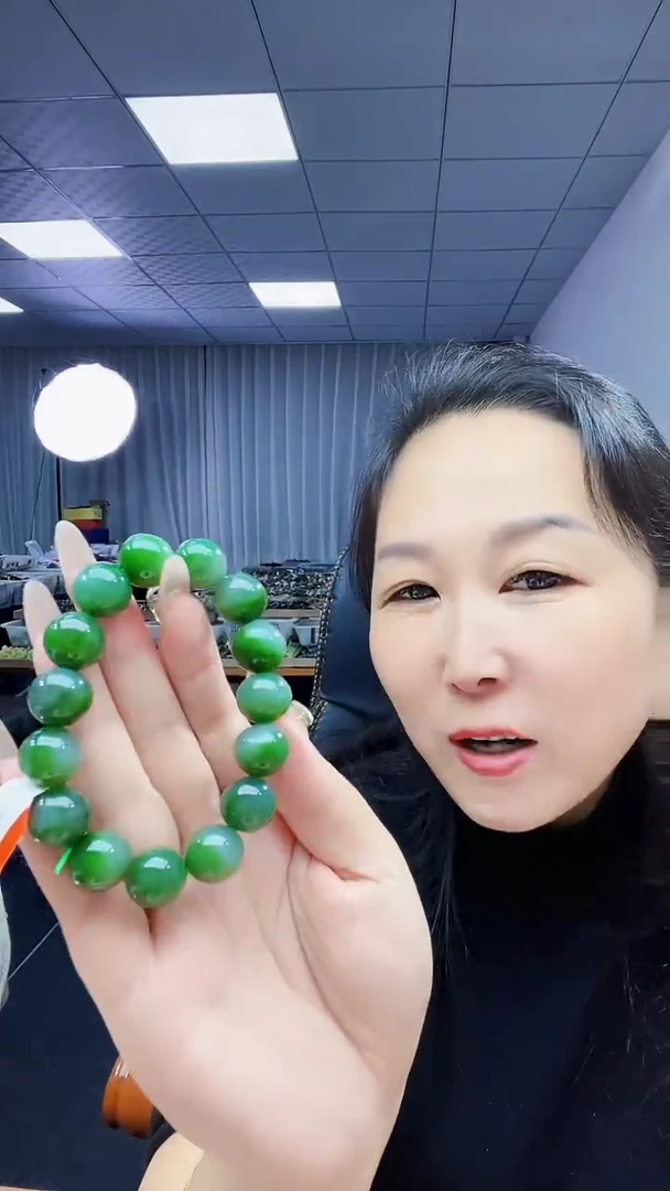 未镶嵌手串和田玉纯天然和田玉俄粉青带粉绿带翠14