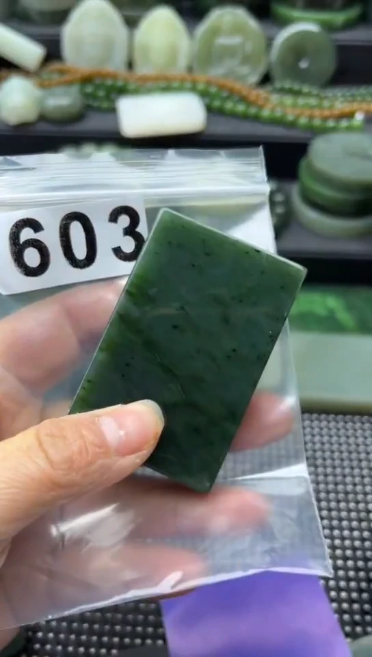 未镶嵌和田玉珠宝半成品牌子