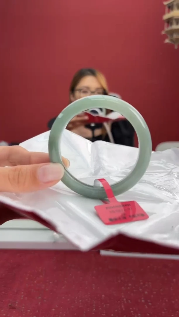 翡翠手镯未镶嵌10手镯