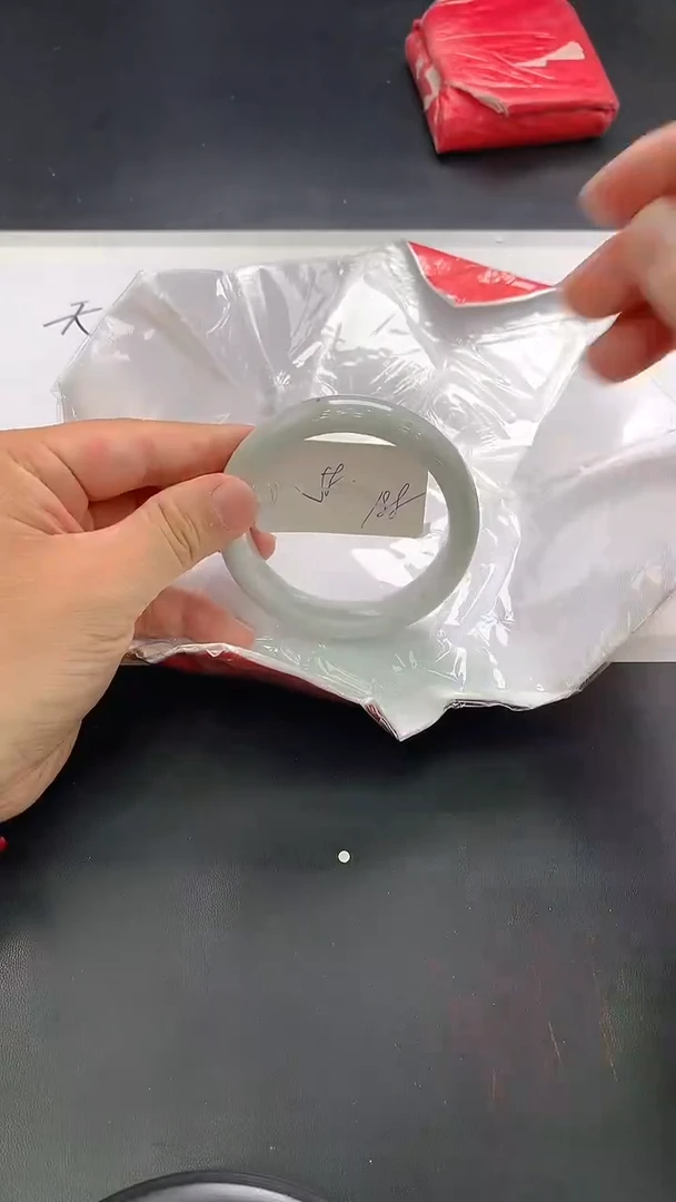 翡翠手镯未镶嵌67
