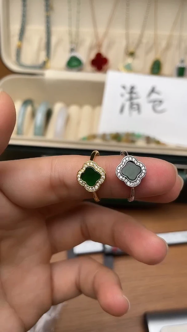 未镶嵌戒指翡翠戒指