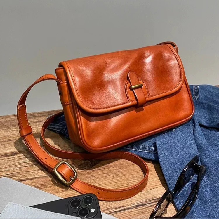 【板栗邮差】知女高油脂植鞣牛皮复古邮差包单肩斜挎包信封女包