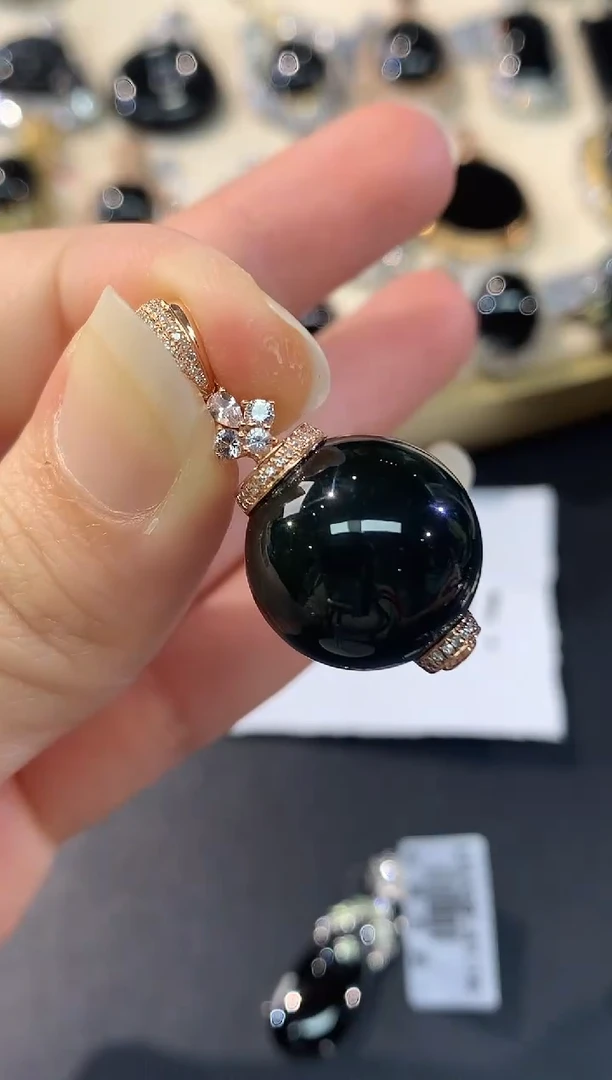 吊坠(不含链)18K金镶嵌翡翠?****?W162|分单3000|全款7800