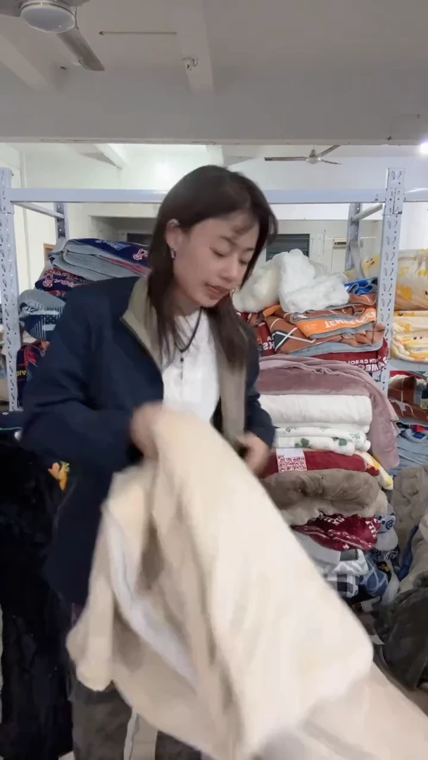 法兰绒028                               2*2.3瑕疵