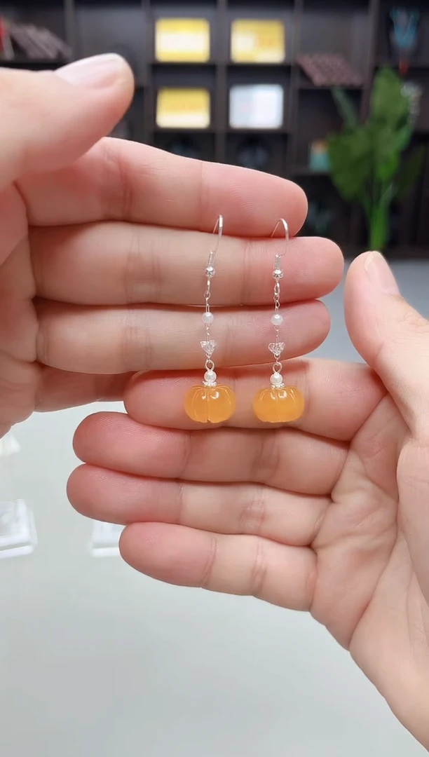 未镶嵌耳饰玛瑙/玉髓W06