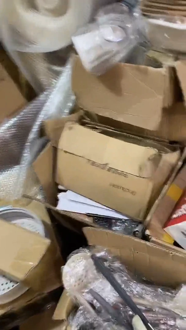 静****?1 猪油罐1L  红色