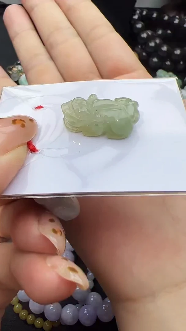 未镶嵌挂件翡翠羊*英貔貅