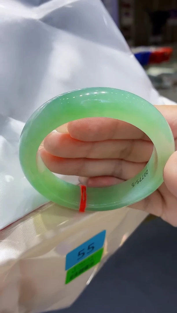 未镶嵌手镯翡翠翡翠手镯55