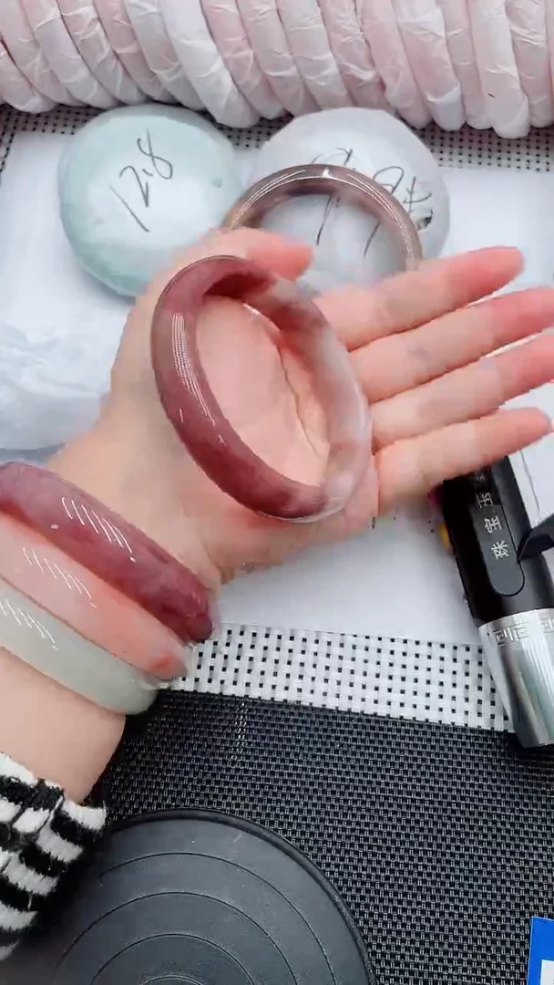 未镶嵌手镯石英质玉24-62-63