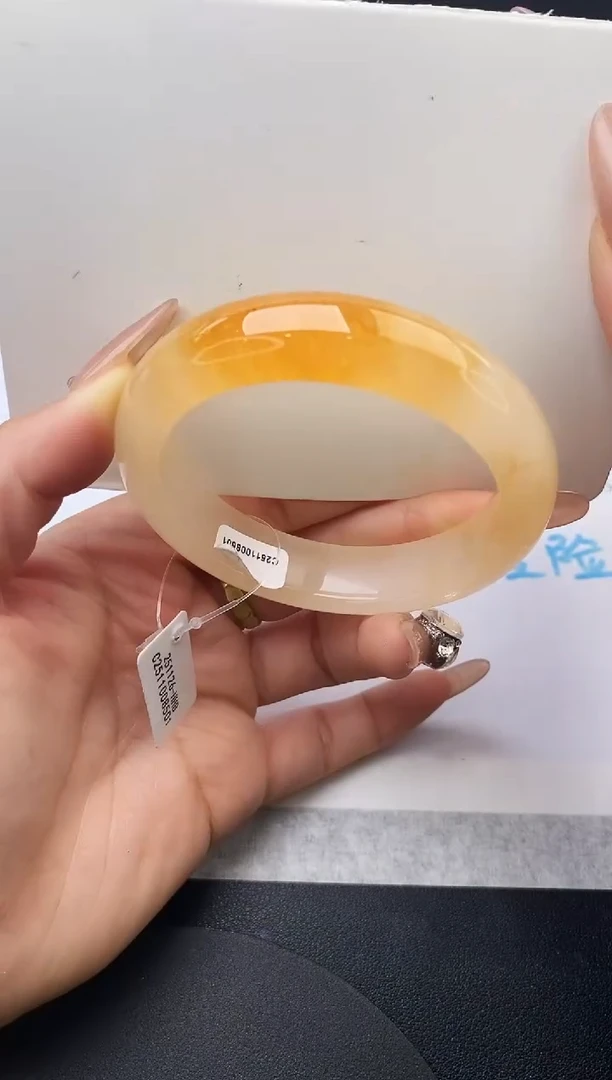 未镶嵌手镯石英质玉w68-HHB56+