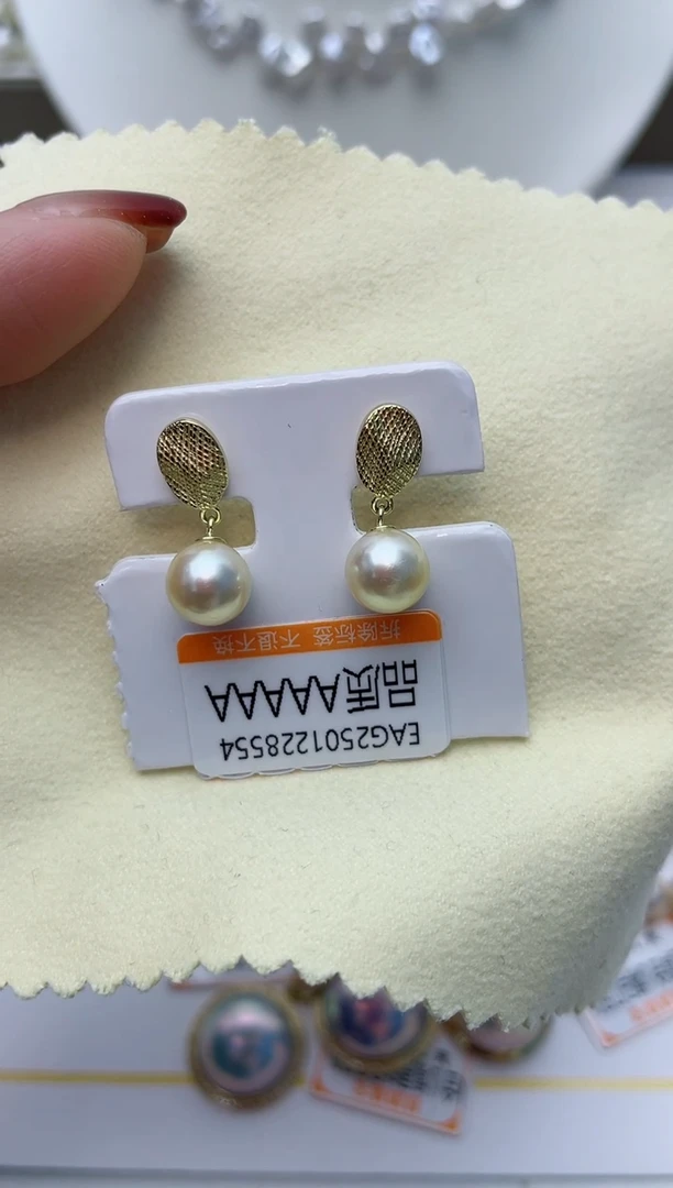 【闪购商品】海水珍珠耳饰银S925镶嵌W36