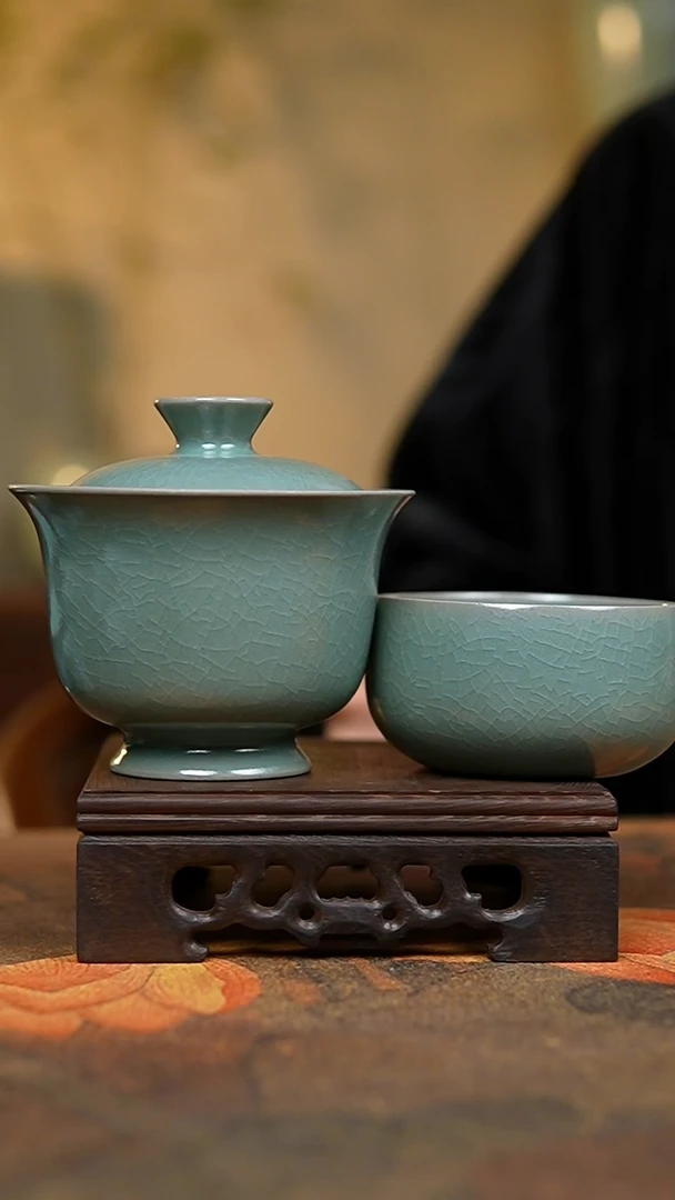 杯仿古翡翠绿两才元宝盖碗+禅定杯