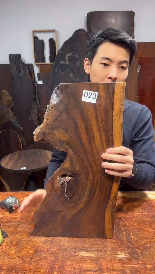 风车木（黑檀木）尺寸50*23*2编号023