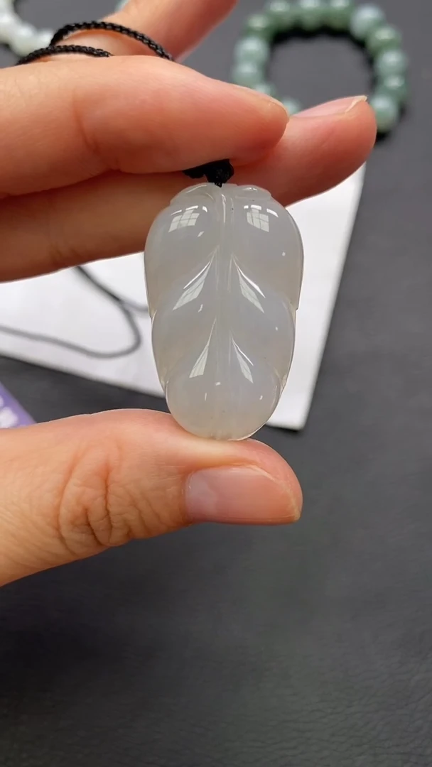 颈饰未镶嵌翡翠//20255042