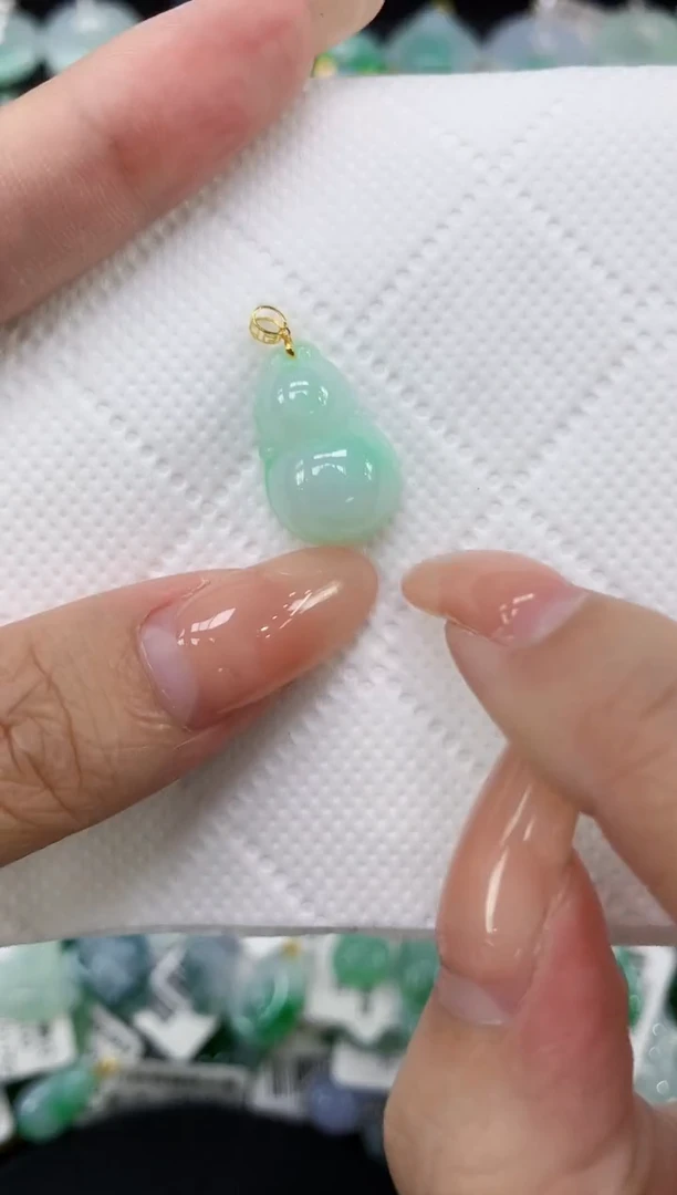 颈饰未镶嵌翡翠11111111111