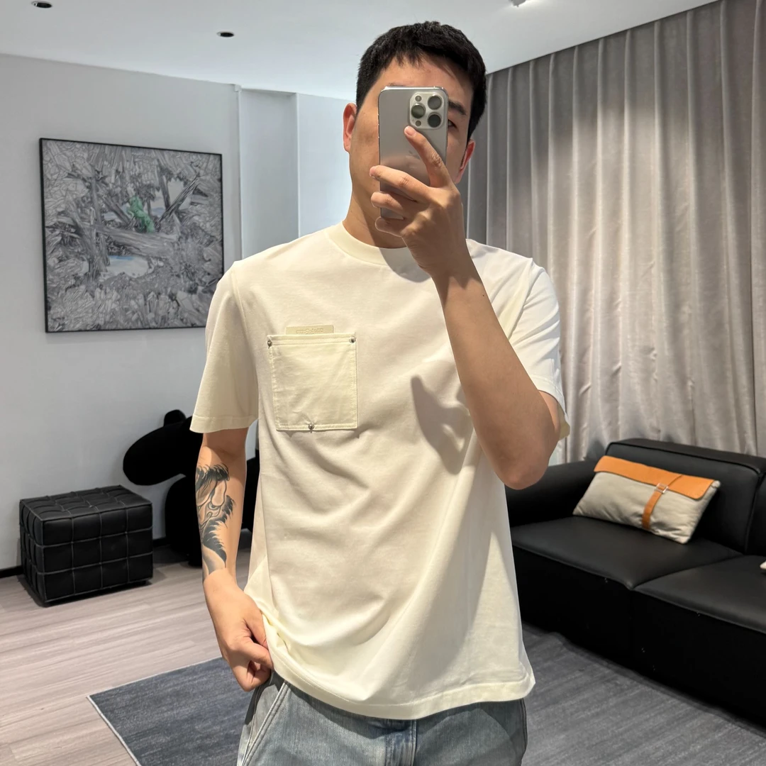 DIKALO FERRE/迪卡里奥 费雷D52DT129美国匹马棉纯色口袋圆领T恤