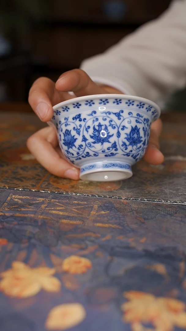 【闪购商品】杯望月怀古缠枝莲压手