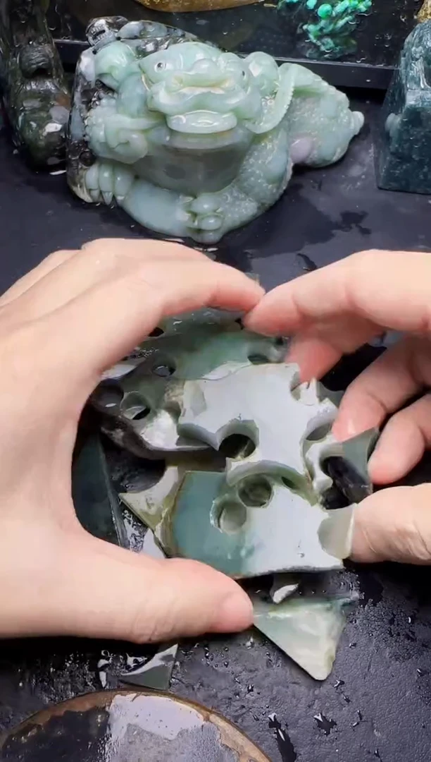 颈饰未镶嵌翡翠P**o41