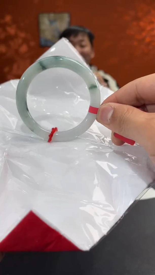未镶嵌手镯翡翠4