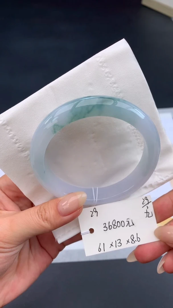 【闪购商品】翡翠手镯未镶嵌下单联系客服核对地址哦