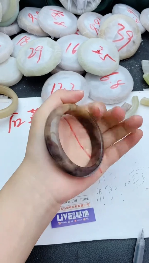 石英质玉手镯未镶嵌319+57.5