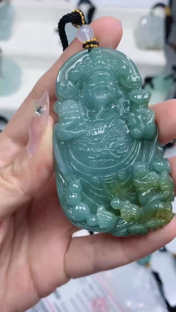 颈饰未镶嵌翡翠吊坠