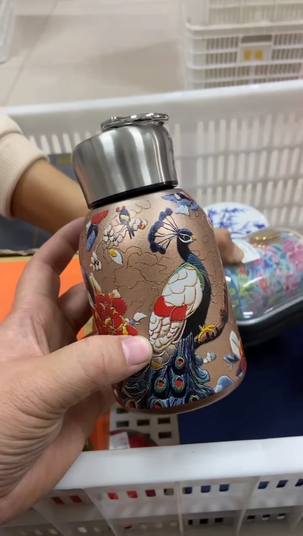 杯无运费险有瑕疵的摄影的产品有使用过的痕迹有点脏介意勿拍