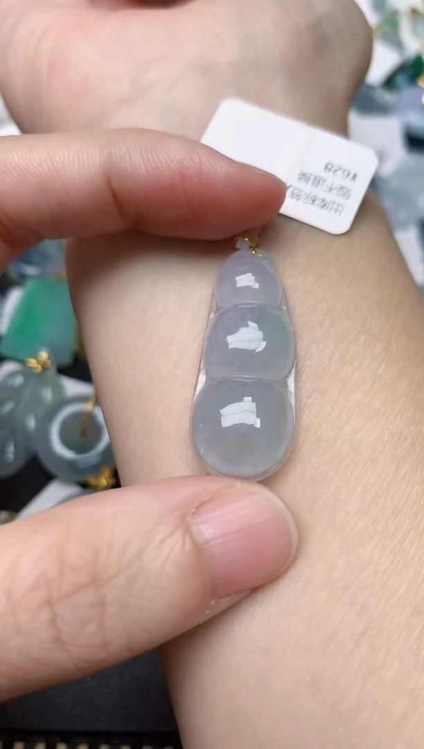 颈饰18K金镶嵌翡翠天然缅甸A货翡翠