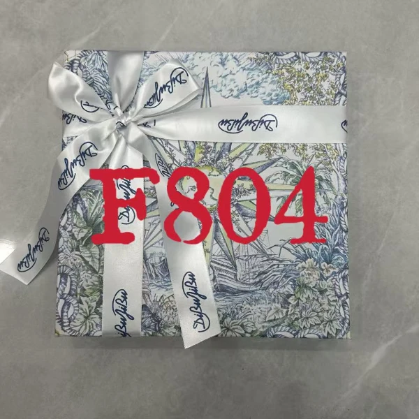 秋冬长袖重工双熊圆领针织毛衣-F804