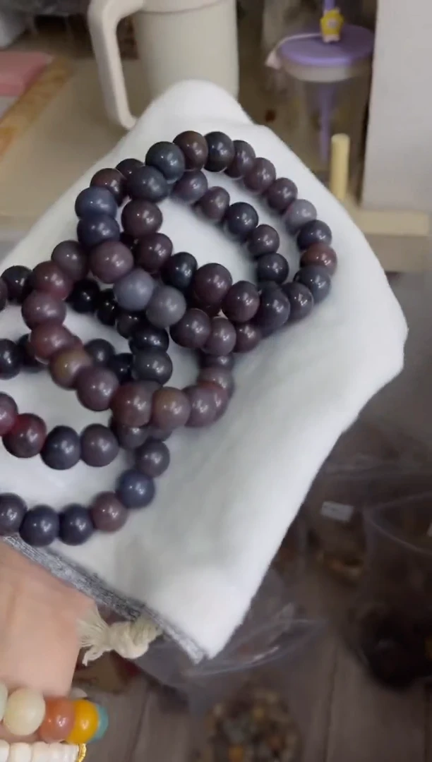 菩提根/象牙果手串x28紫美人·玉化蒜瓣大肠14手串