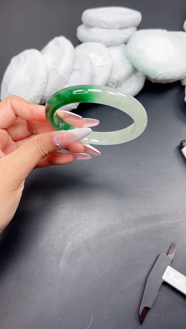 精品手镯，一物一拍T-091