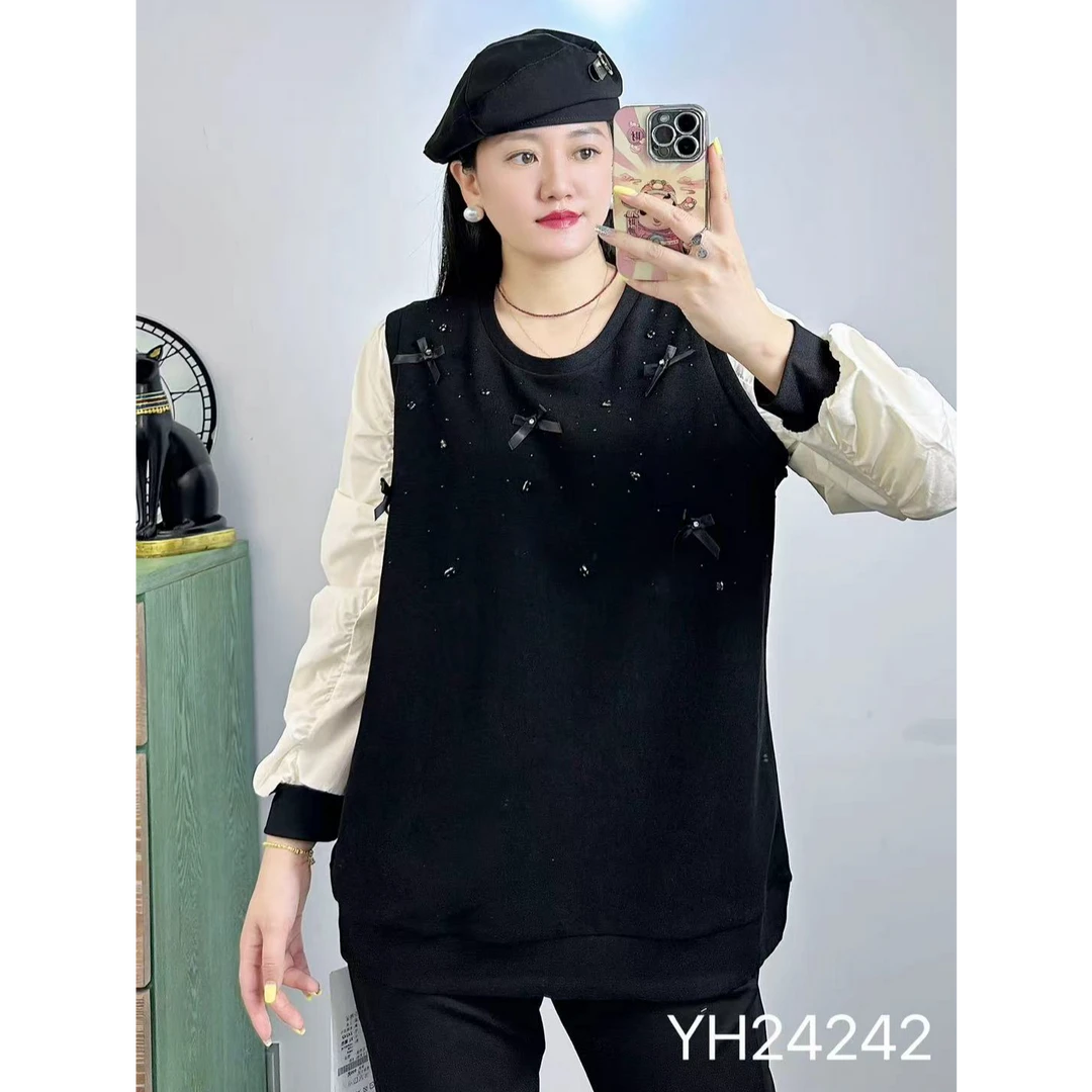 香港芸卉24242春季新款欧货时尚圆领宽松显瘦百搭长袖T恤女上衣