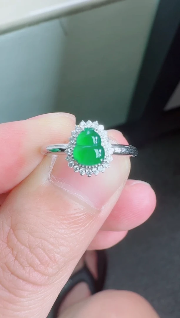 翡翠戒指18K金镶嵌寄售回流，不退不换