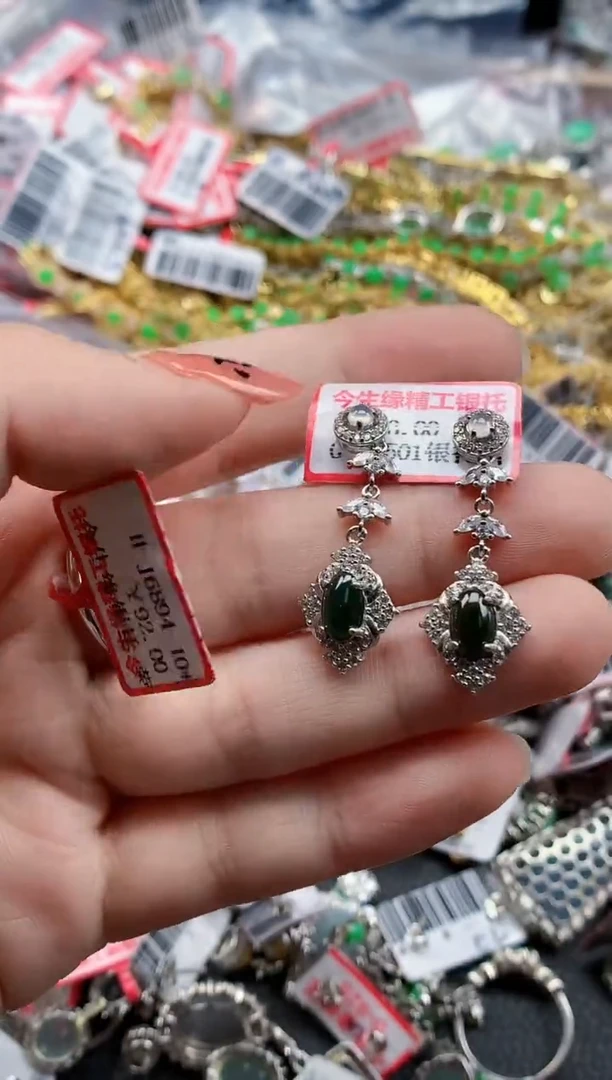 银S925镶嵌戒指翡翠天然A货缅甸翡翠