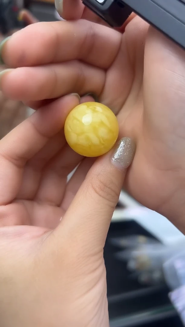 未镶嵌蜜蜡裸石蜜蜡吊坠