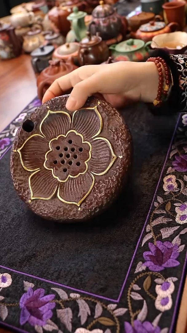 茶壶紫砂紫泥莲花储水壶承