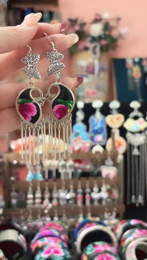 织绣艺枝独绣手工饰品  128