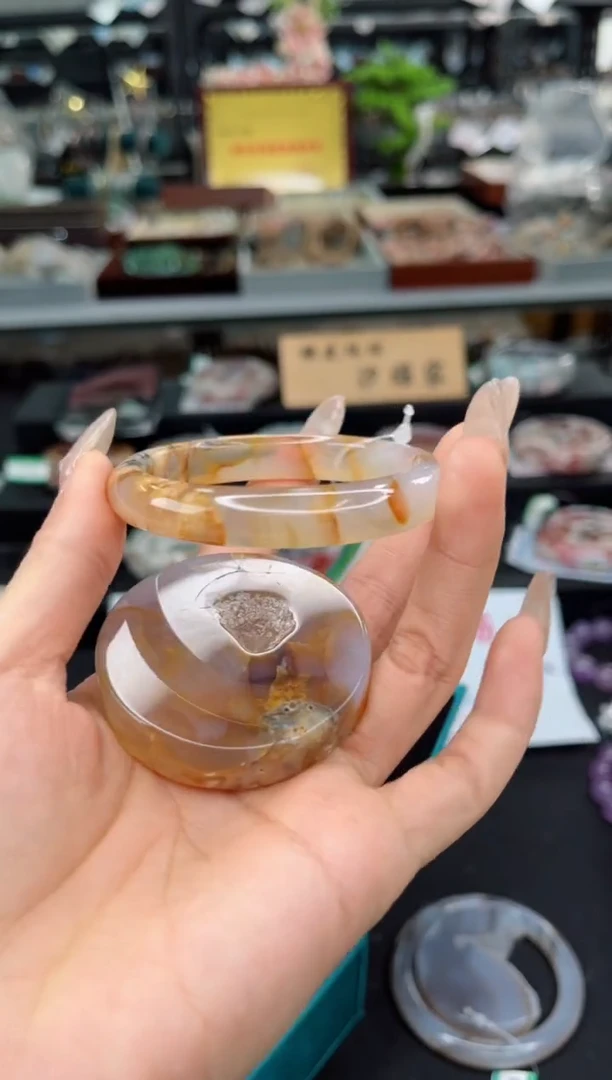 【闪购商品】石英质玉手镯未镶嵌53圈口（不退不换）1660165