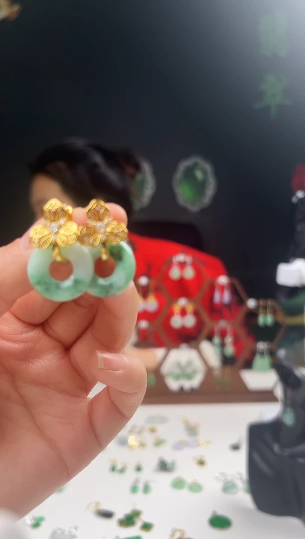 银S925镶嵌翡翠耳饰宋*姐001