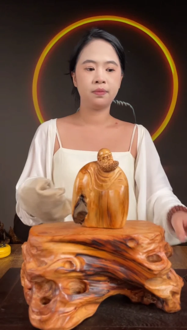 柏木（崖柏）手工摆件,先抢先得! 编号:383